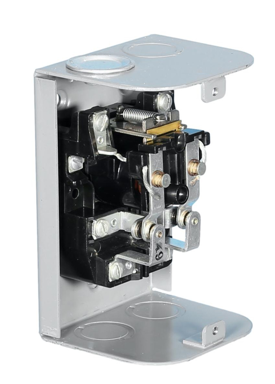 8501-CG Enclosed AC Relay by Square D